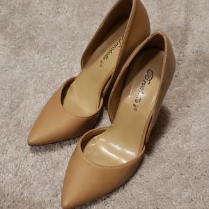 Heels nude